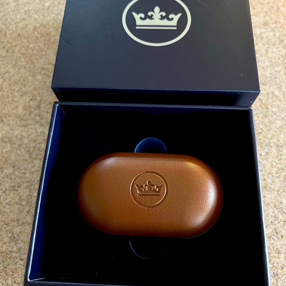 Limited Edition Peter Millar Wireless Earbuds